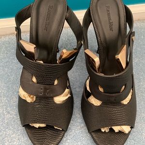 Rachel Roy Novel Sandals with Metal Detaling